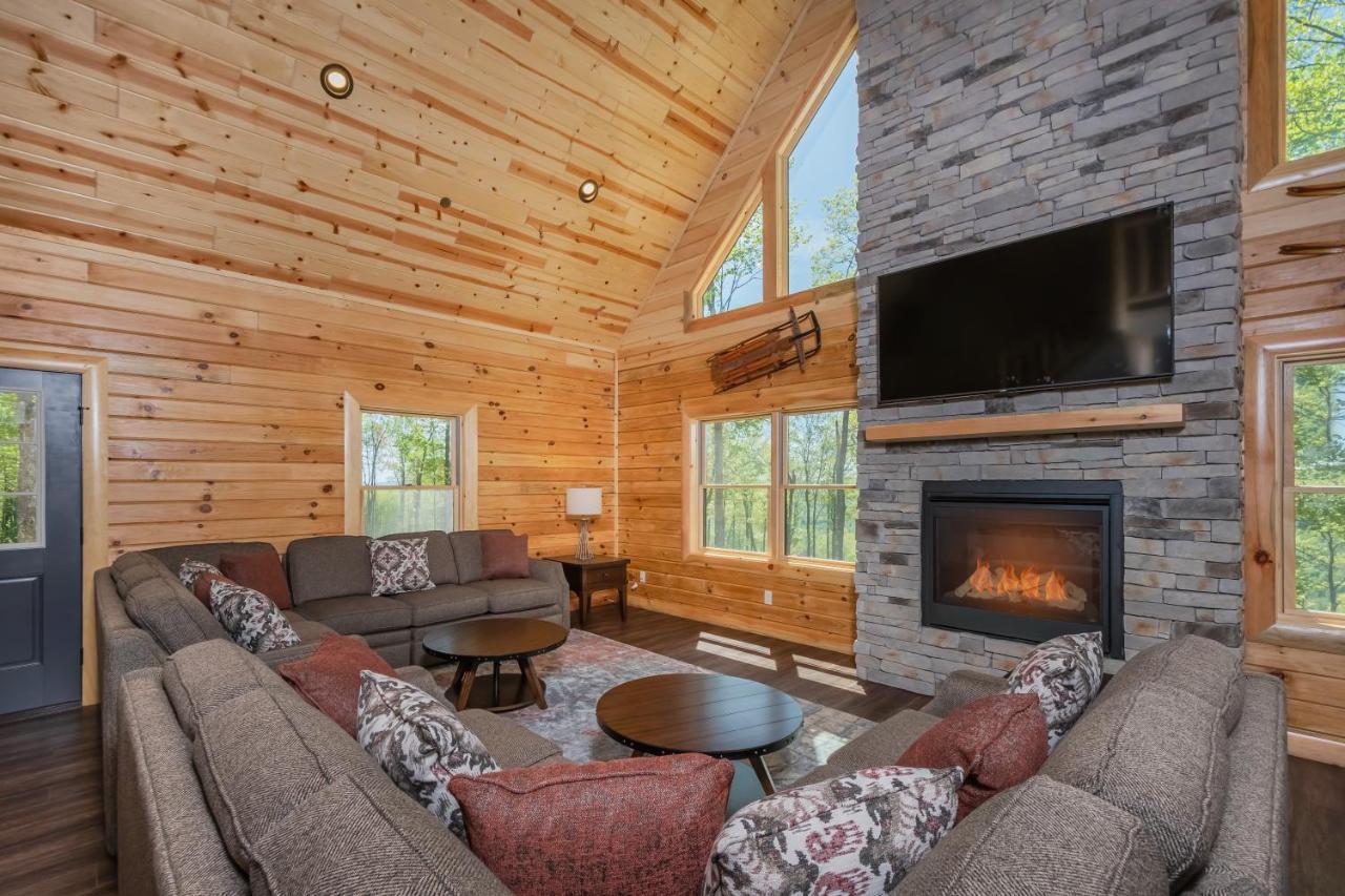 Cjs Mountain Lodge McHenry Exterior foto