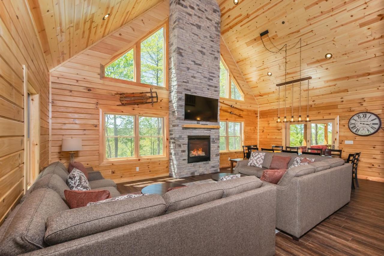 Cjs Mountain Lodge McHenry Exterior foto